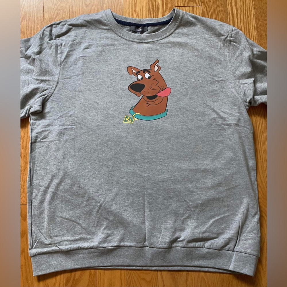 Brand new, Men’s Scooby Doo sweatshirt